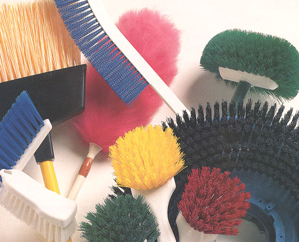 brushes.jpg (100541 bytes)